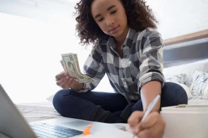 How to Invest for Young People with These 10 Easy Steps